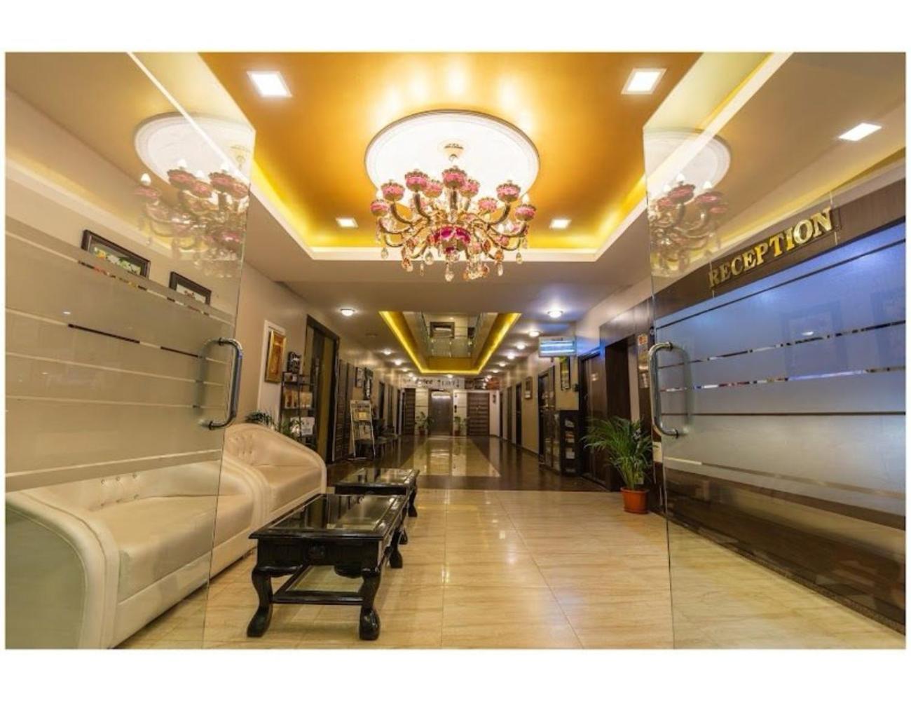 The Grand Krishna Luxury Hotel, Chikmagalur Exterior photo